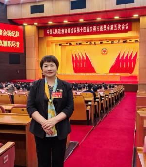 李爱东.jpg